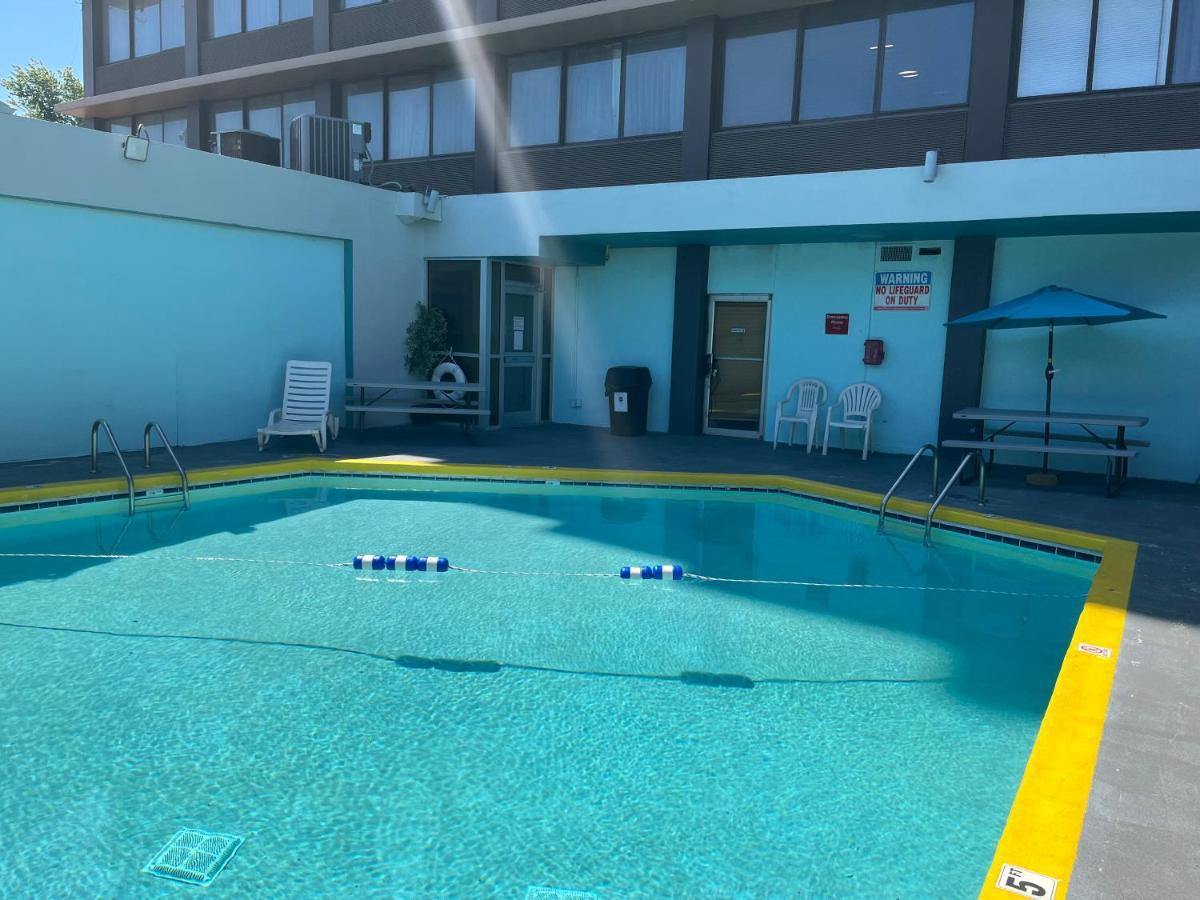 Quality Inn & Suites Cincinnati Eksteriør bilde
