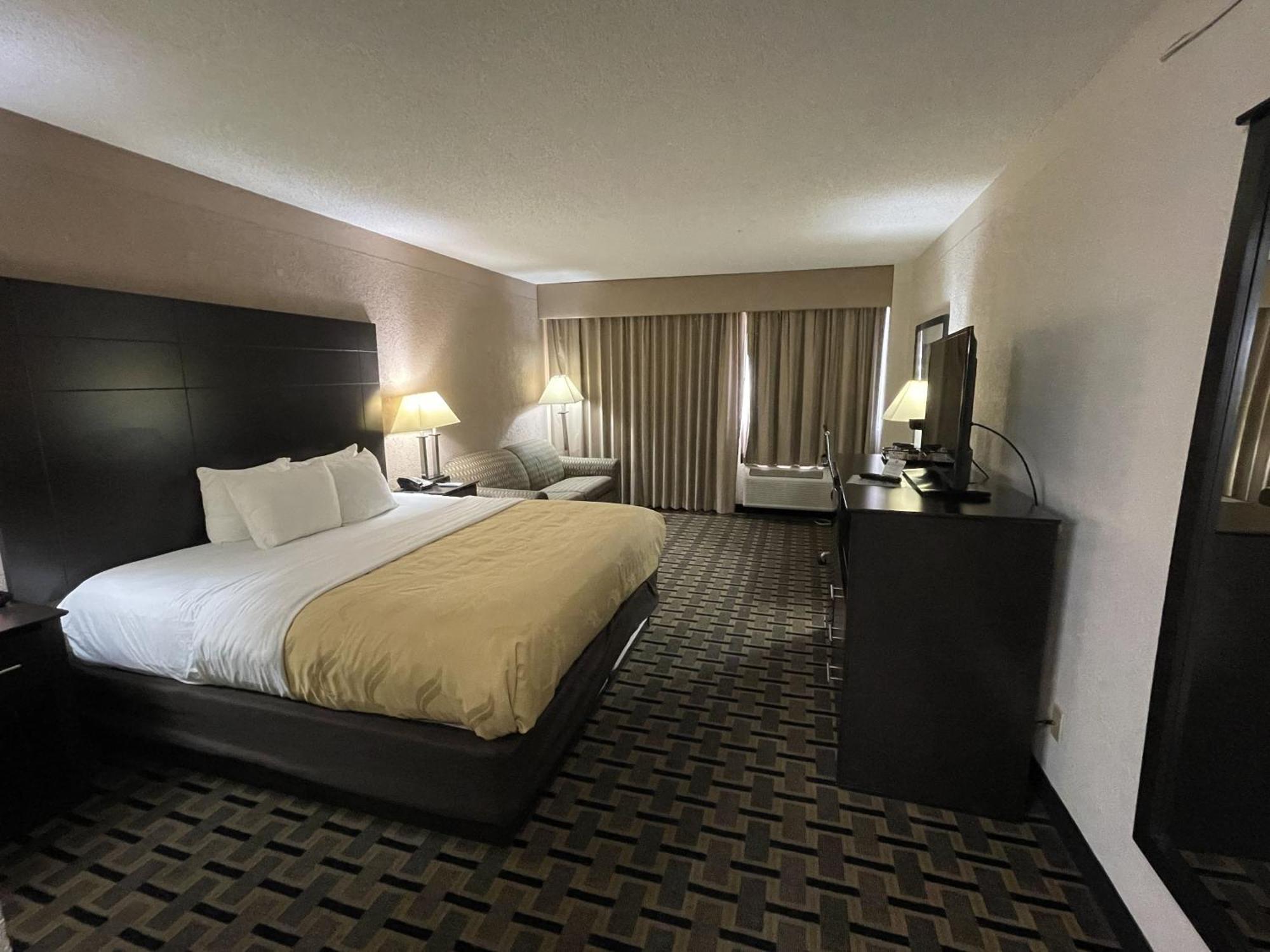 Quality Inn & Suites Cincinnati Eksteriør bilde